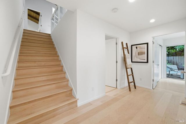 41 Magdalena Ct, Mill Valley, CA 94941