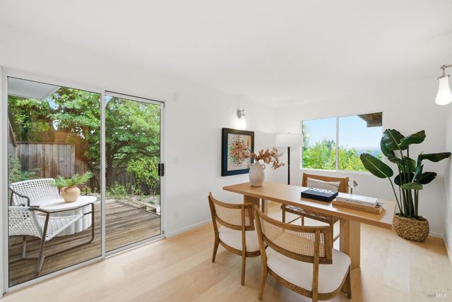 41 Magdalena Ct, Mill Valley, CA 94941