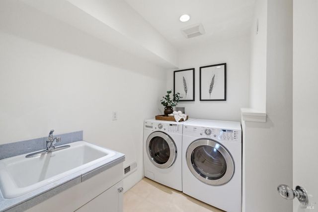 41 Magdalena Ct, Mill Valley, CA 94941