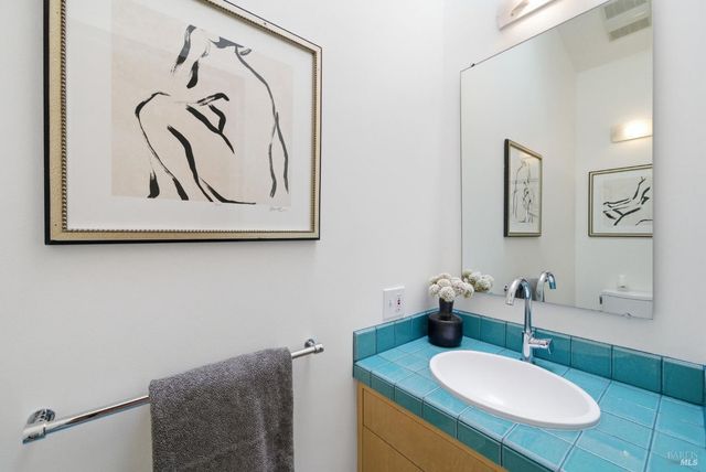 41 Magdalena Ct, Mill Valley, CA 94941