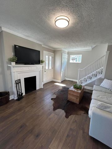 1373 Oakwood Avenue, Columbus, OH 43206