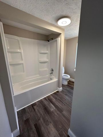 1373 Oakwood Avenue, Columbus, OH 43206