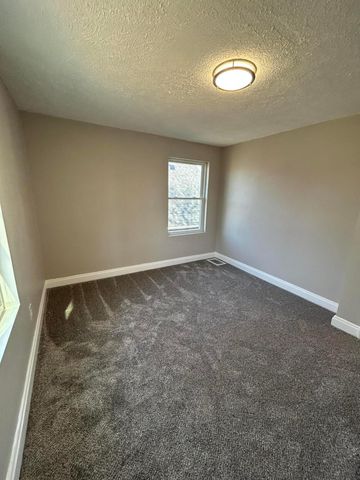 1373 Oakwood Avenue, Columbus, OH 43206