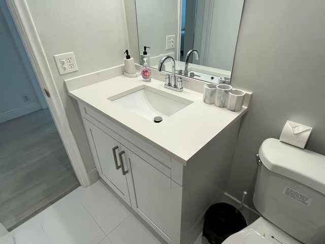 1821 NE 62nd Street 411, Fort Lauderdale, FL 33308