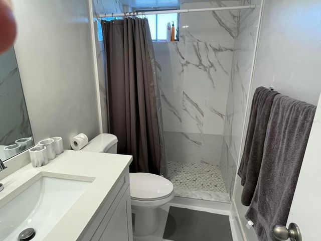 1821 NE 62nd Street 411, Fort Lauderdale, FL 33308