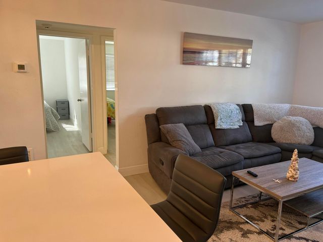 1821 NE 62nd Street 411, Fort Lauderdale, FL 33308