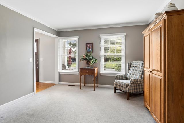 1137 Hyde Park Lane, Naperville, IL 60565