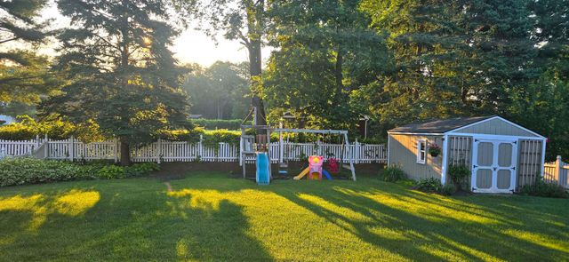 1137 Hyde Park Lane, Naperville, IL 60565