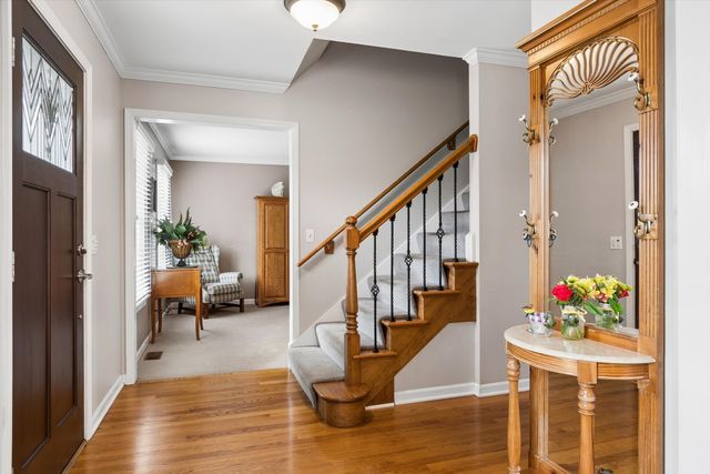 1137 Hyde Park Lane, Naperville, IL 60565