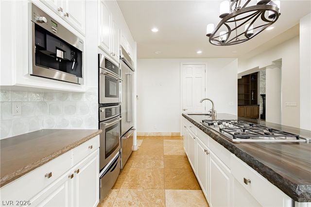 2057 Troon Drive, Henderson, NV 89074