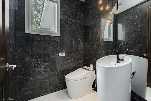 2057 Troon Drive, Henderson, NV 89074