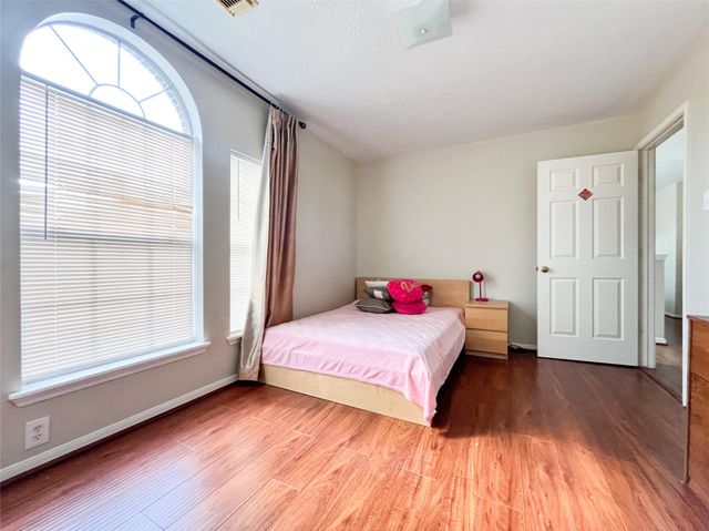 8907 Emerald Heights Lane, Houston, TX 77083