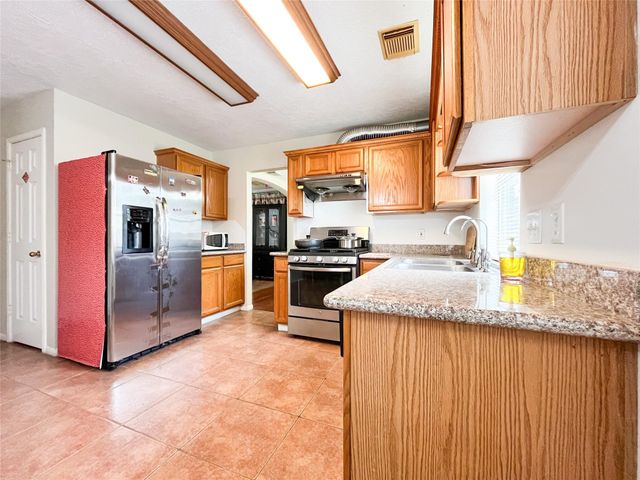 8907 Emerald Heights Lane, Houston, TX 77083