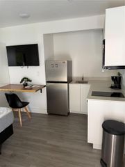 910 SW 8th Avenue B, Miami, FL 33130