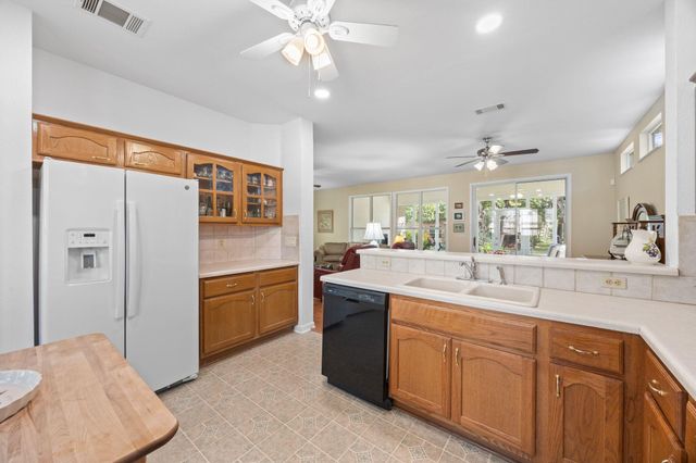 101 Bluebell DR, Georgetown, TX 78633