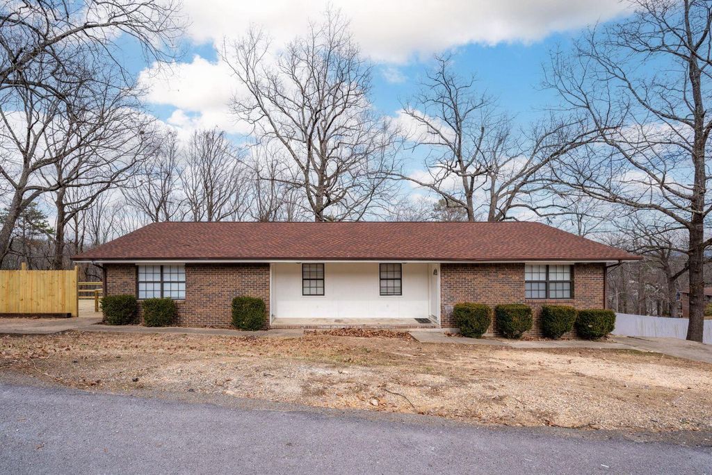 340 Alpine Drive A, Rossville, GA 30741