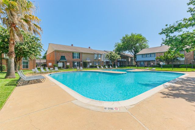14708 Perthshire Road A, Houston, TX 77079