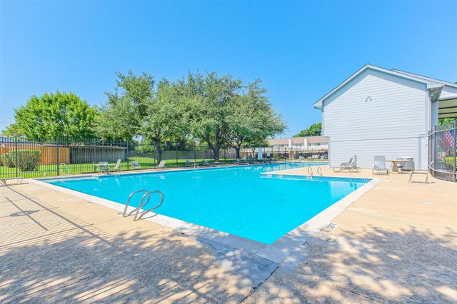14708 Perthshire Road A, Houston, TX 77079