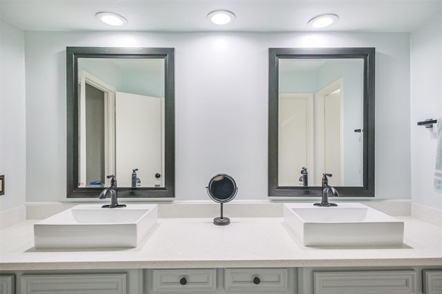 14708 Perthshire Road A, Houston, TX 77079
