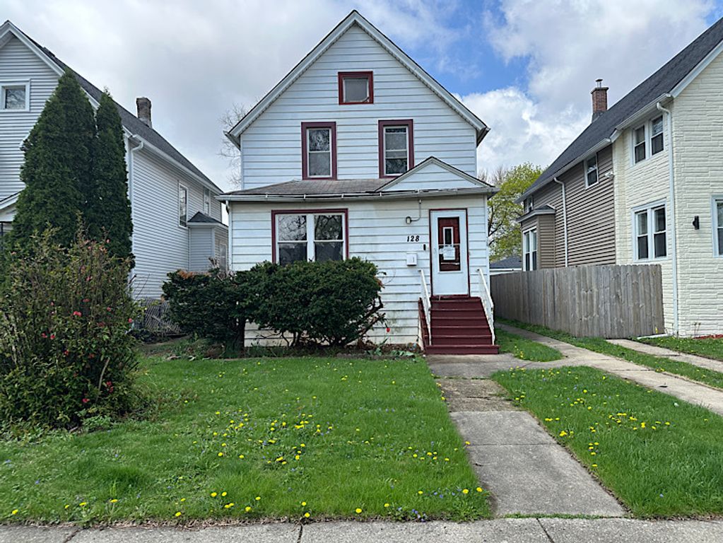 128 S 12th Avenue, Maywood, IL 60153