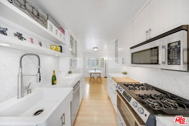2141 S Bentley Avenue 107, Los Angeles, CA 90025