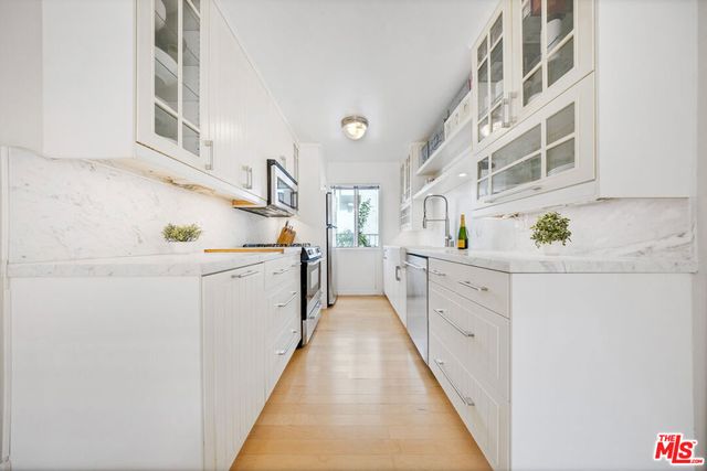2141 S Bentley Avenue 107, Los Angeles, CA 90025