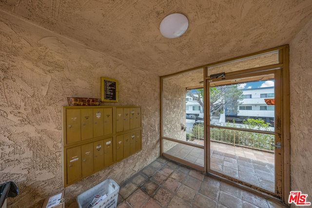 2141 S Bentley Avenue 107, Los Angeles, CA 90025