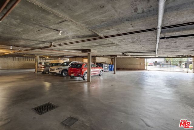 2141 S Bentley Avenue 107, Los Angeles, CA 90025