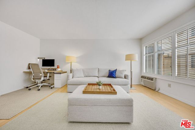2141 S Bentley Avenue 107, Los Angeles, CA 90025