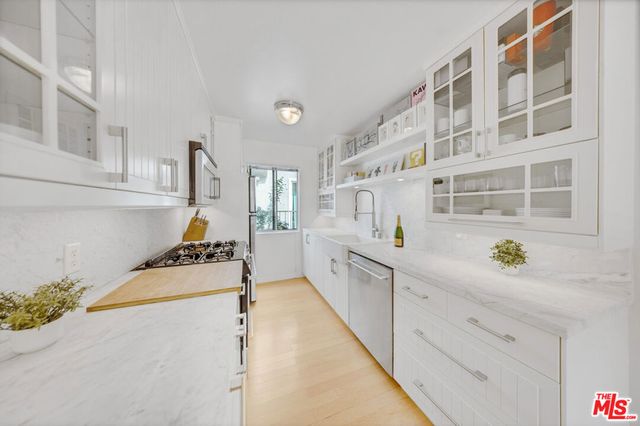 2141 S Bentley Avenue 107, Los Angeles, CA 90025