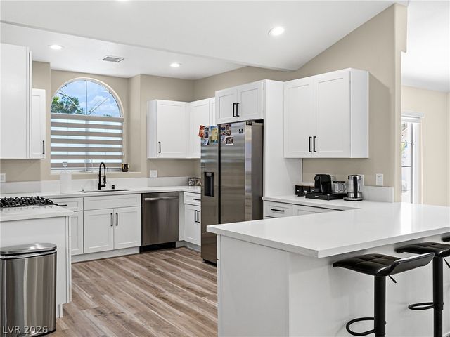 9041 Kingsdale Court, Las Vegas, NV 89147