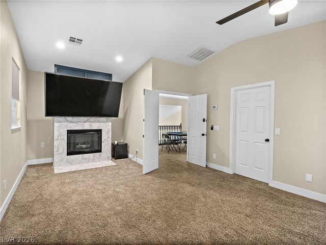 9041 Kingsdale Court, Las Vegas, NV 89147