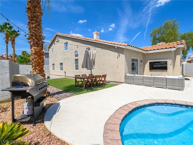 9041 Kingsdale Court, Las Vegas, NV 89147