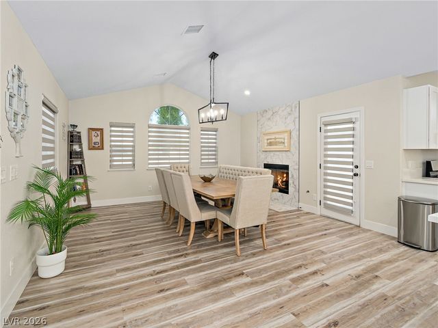 9041 Kingsdale Court, Las Vegas, NV 89147