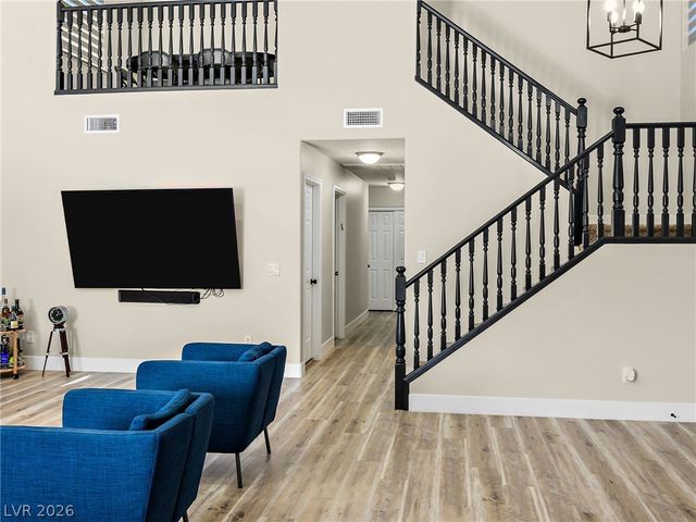 9041 Kingsdale Court, Las Vegas, NV 89147