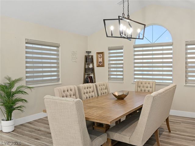 9041 Kingsdale Court, Las Vegas, NV 89147