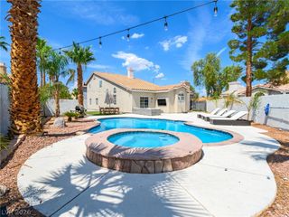 9041 Kingsdale Court, Las Vegas, NV 89147