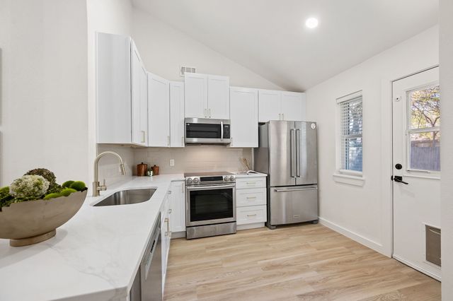 3014 Kathleen Lane, Euless, TX 76039