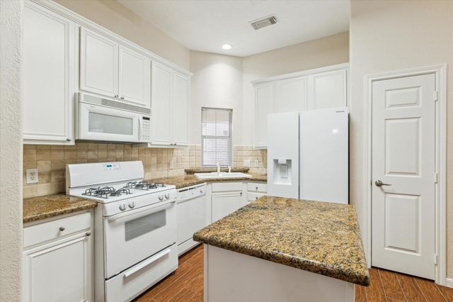 2806 Crescent Star Road, Spring, TX 77388