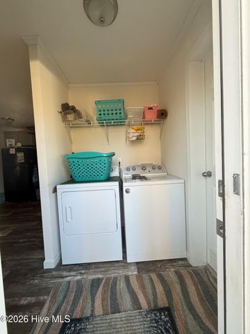 104 Lee Court, Swansboro, NC 28584