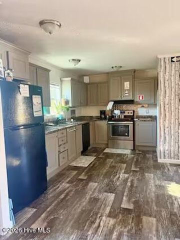 104 Lee Court, Swansboro, NC 28584