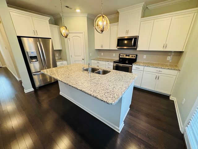 748 Tennypark Ln, Mount Juliet, TN 37122