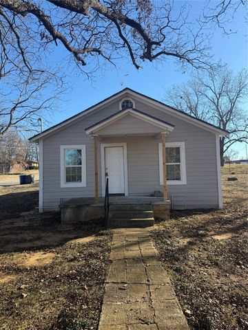 630 Thatcher Street, Denison, TX 75020