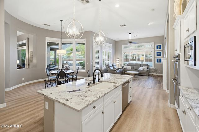 1813 W CAMARGO Court, Anthem, AZ 85086