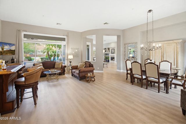 1813 W CAMARGO Court, Anthem, AZ 85086