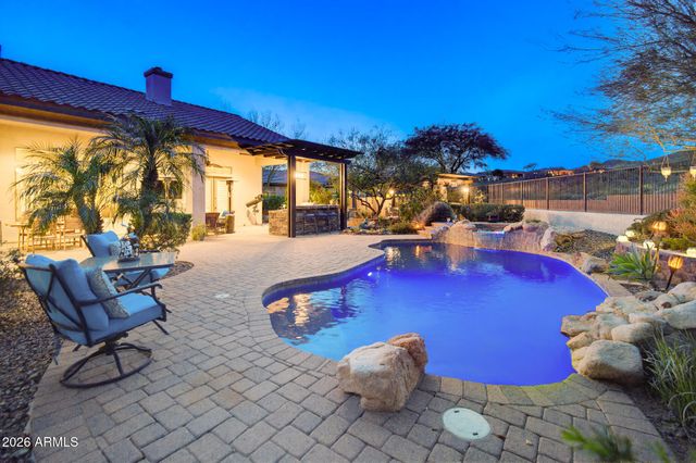 1813 W CAMARGO Court, Anthem, AZ 85086