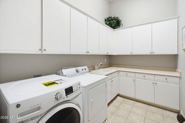 1813 W CAMARGO Court, Anthem, AZ 85086