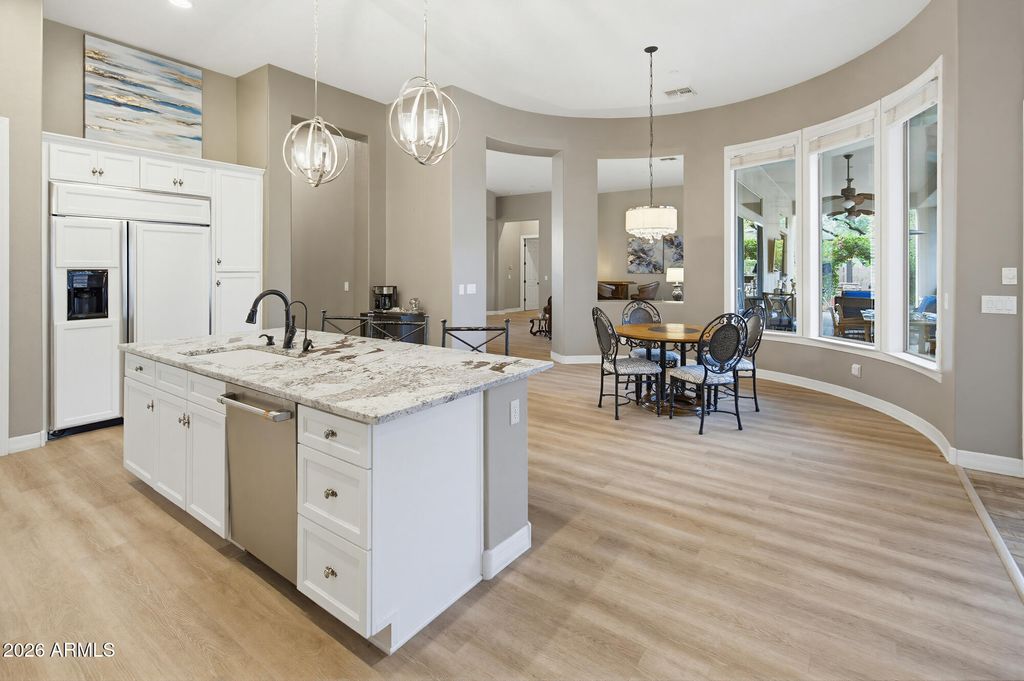 Image 11 of property listing at 1813 W CAMARGO Court, Anthem, AZ 85086