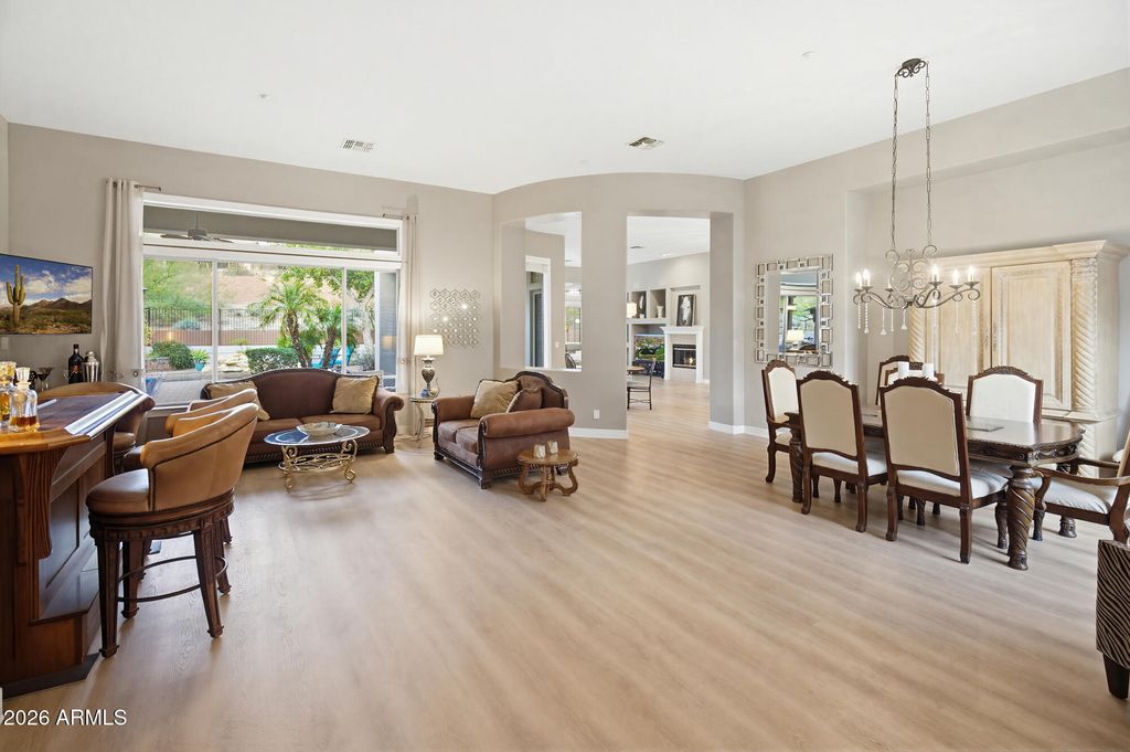 Image 14 of property listing at 1813 W CAMARGO Court, Anthem, AZ 85086