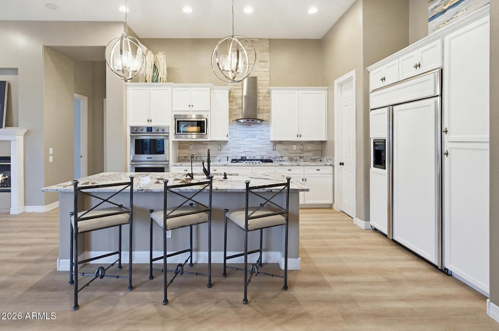 Image 9 of property listing at 1813 W CAMARGO Court, Anthem, AZ 85086